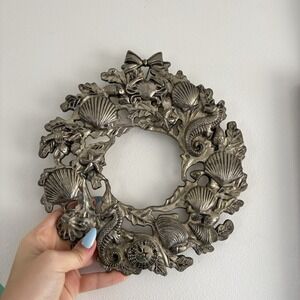 Vtg Godinger Silver-Plate Nautical Ocean Life Seahorse Hanging Wreath Trivet 9"‎